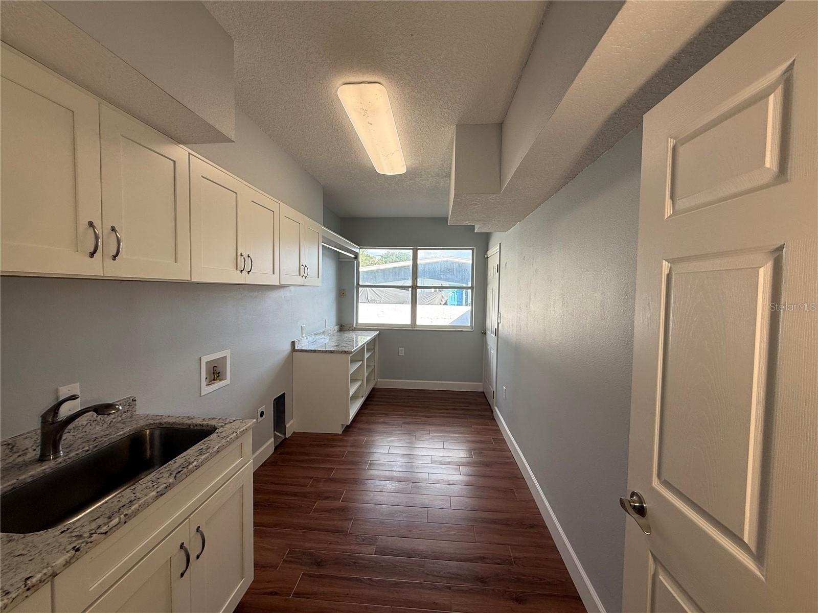 Image 34 of 74 For 1328 Edgewater Beach Drive