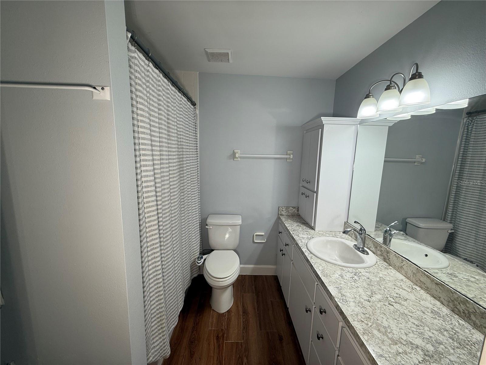 Image 40 of 74 For 1328 Edgewater Beach Drive