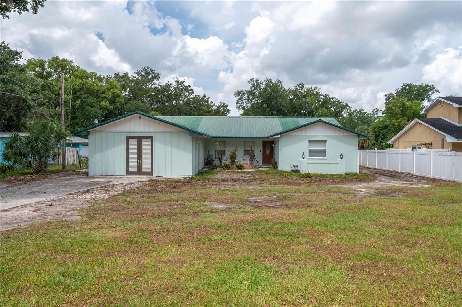Details for 2219 New Jersey Rd, LAKELAND, FL 33803