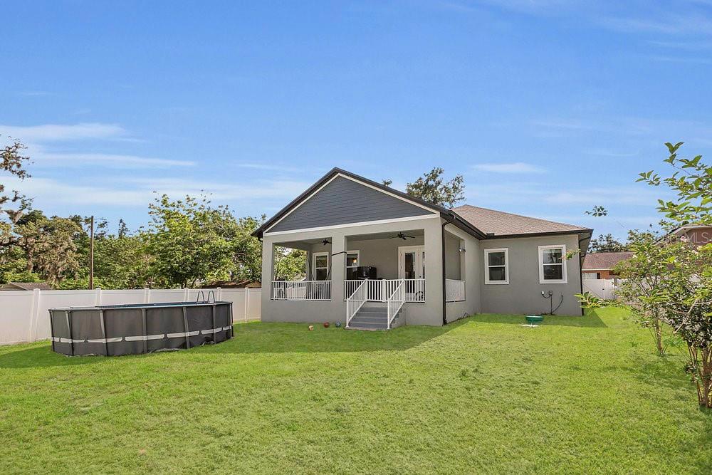 Listing photo id 31 for 5227 Lime Avenue