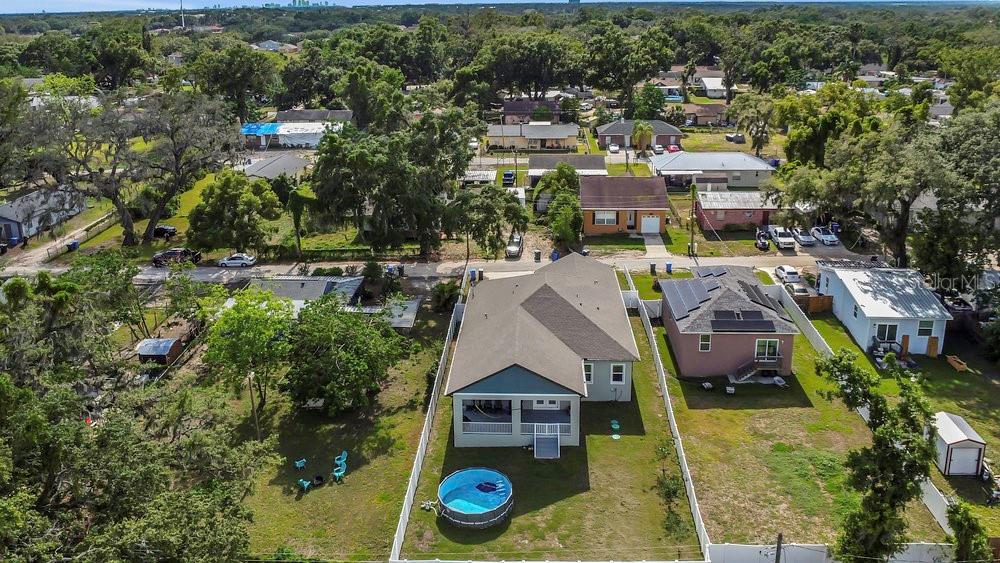Listing photo id 39 for 5227 Lime Avenue