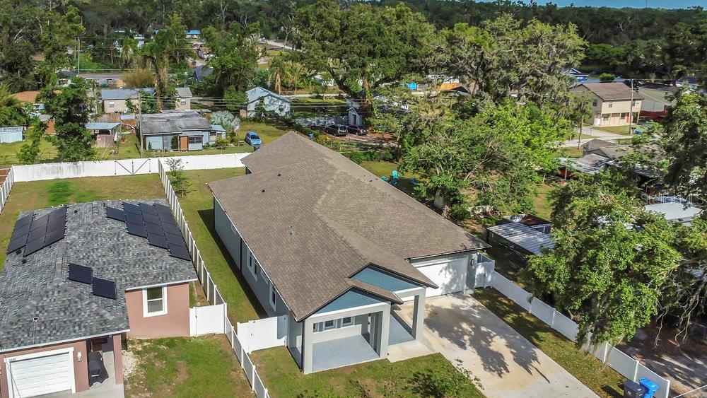 Listing photo id 41 for 5227 Lime Avenue
