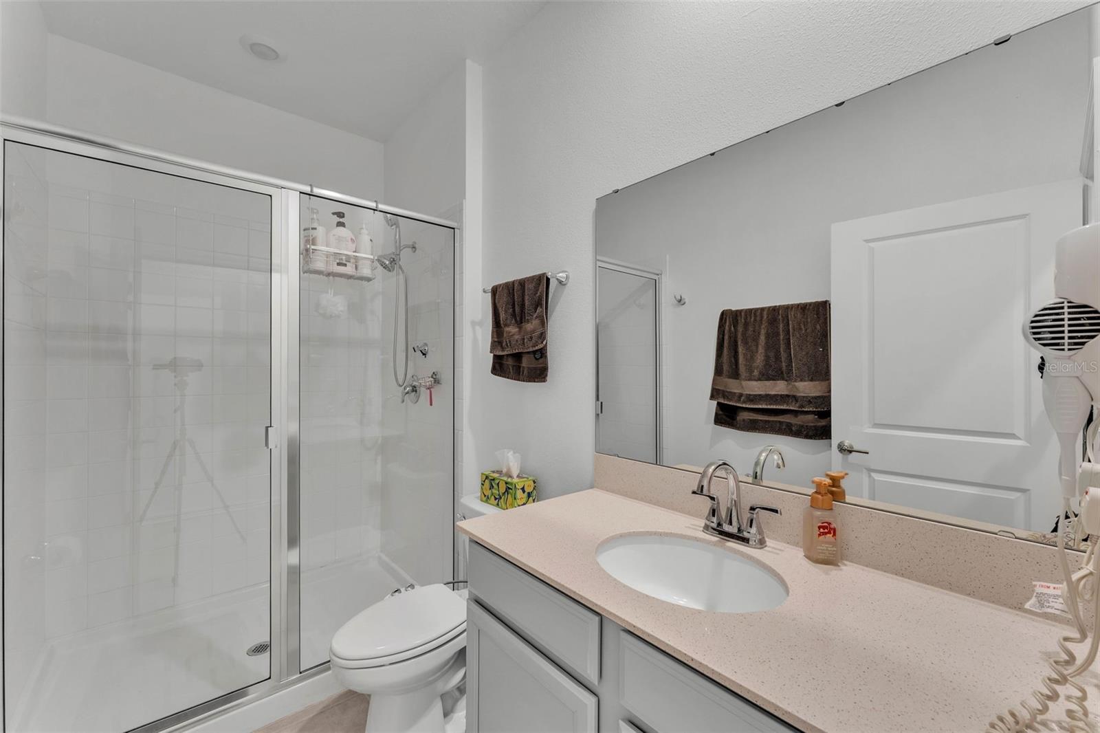Image 30 of 41 For 280 Pershing Street