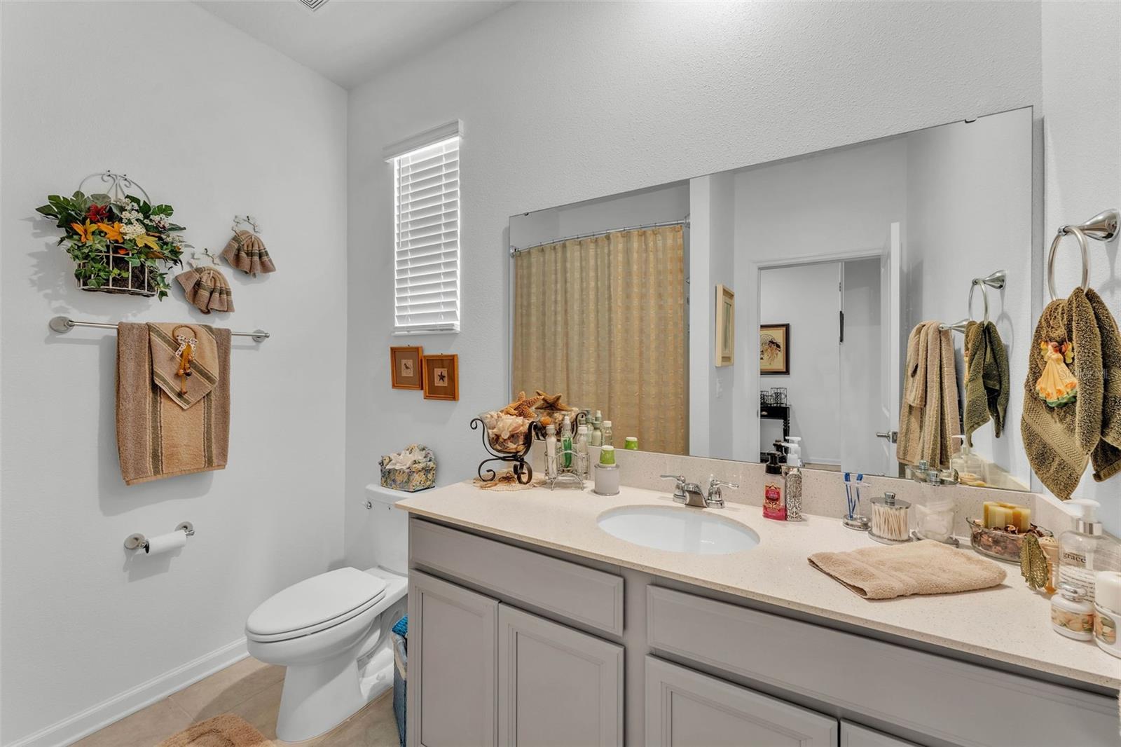 Image 4 of 41 For 280 Pershing Street