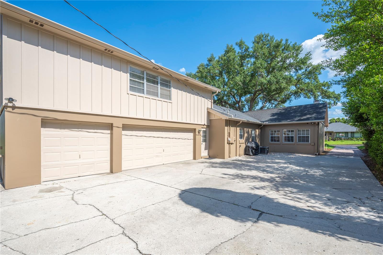 Image 41 of 48 For 916 Woodward Street
