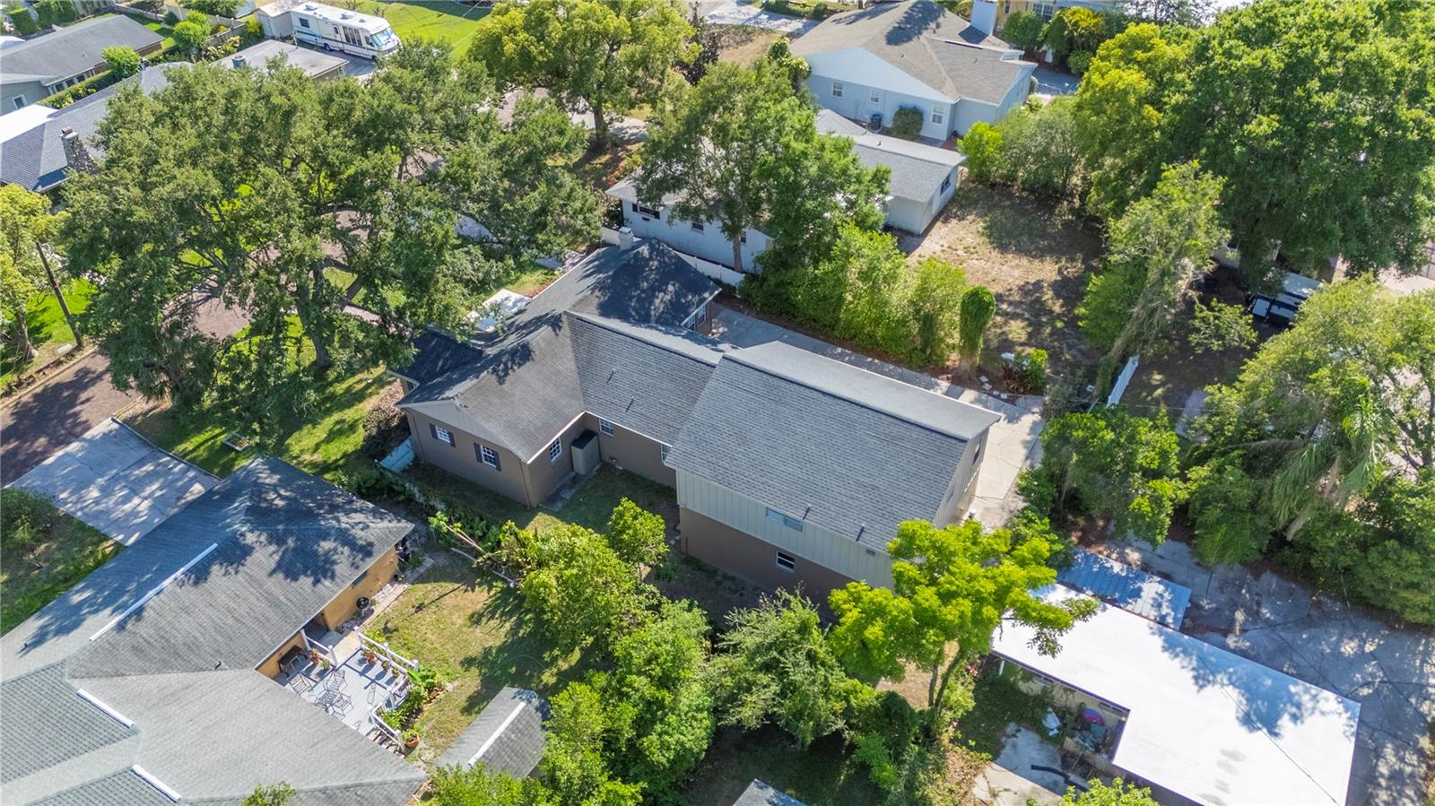 Image 45 of 48 For 916 Woodward Street