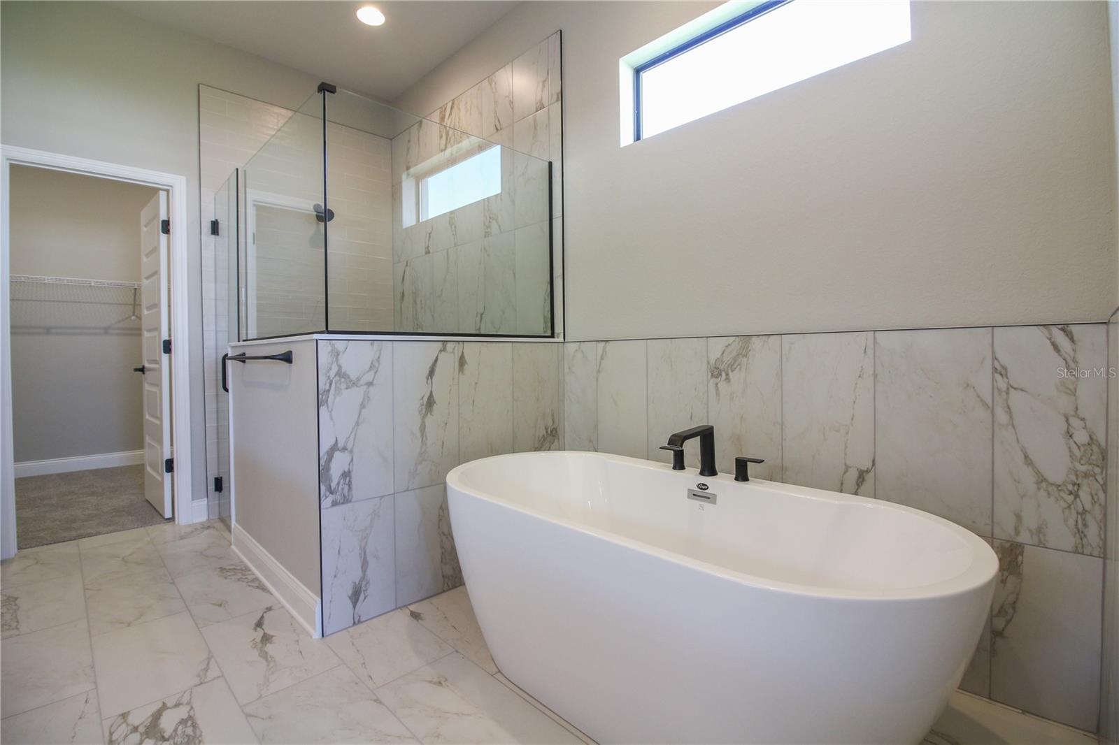 Image 24 of 36 For 6962 Treymont Drive