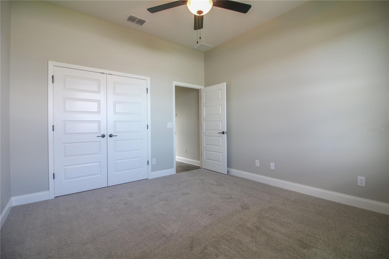 Image 29 of 36 For 6962 Treymont Drive