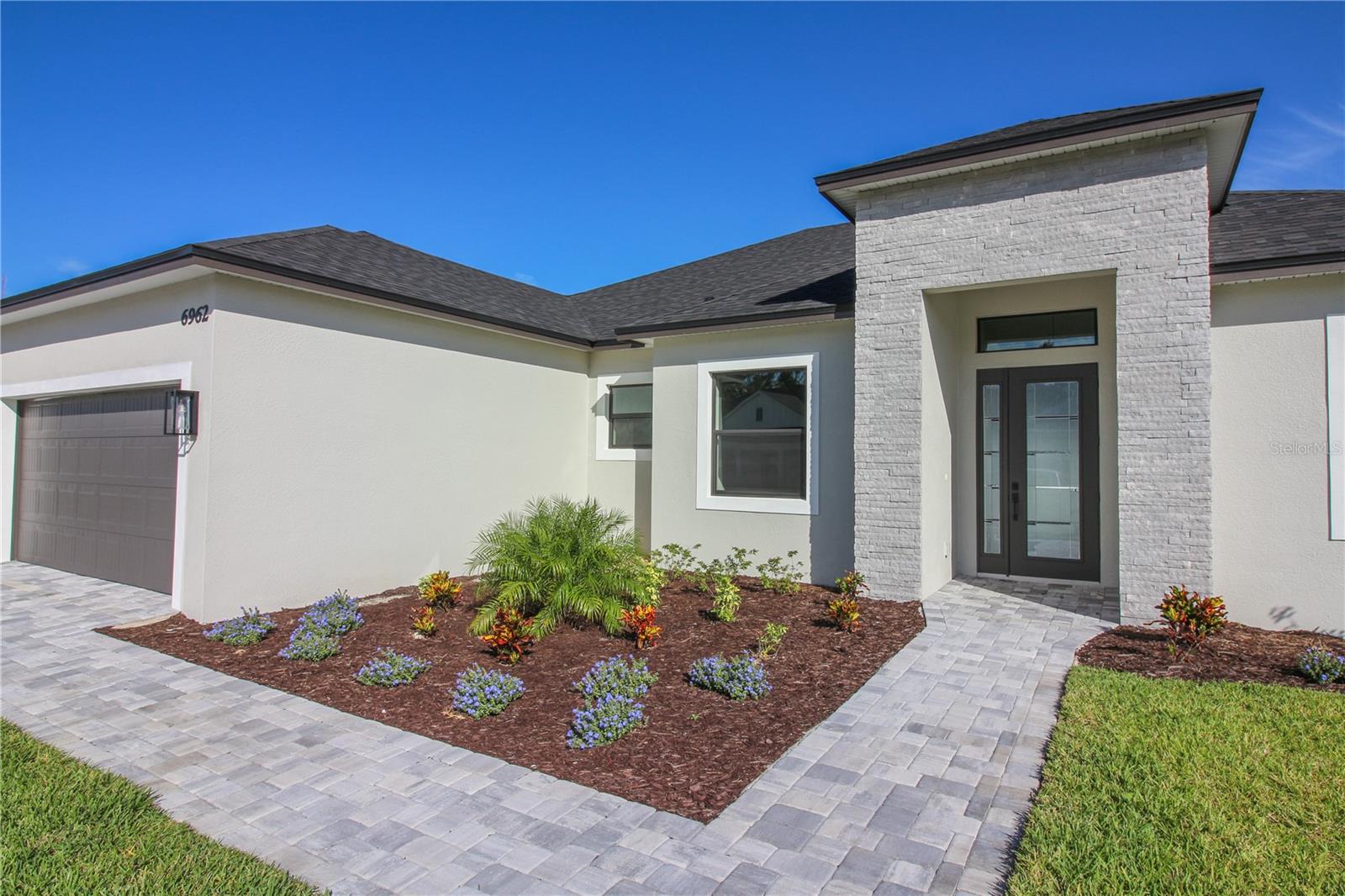 Image 4 of 36 For 6962 Treymont Drive