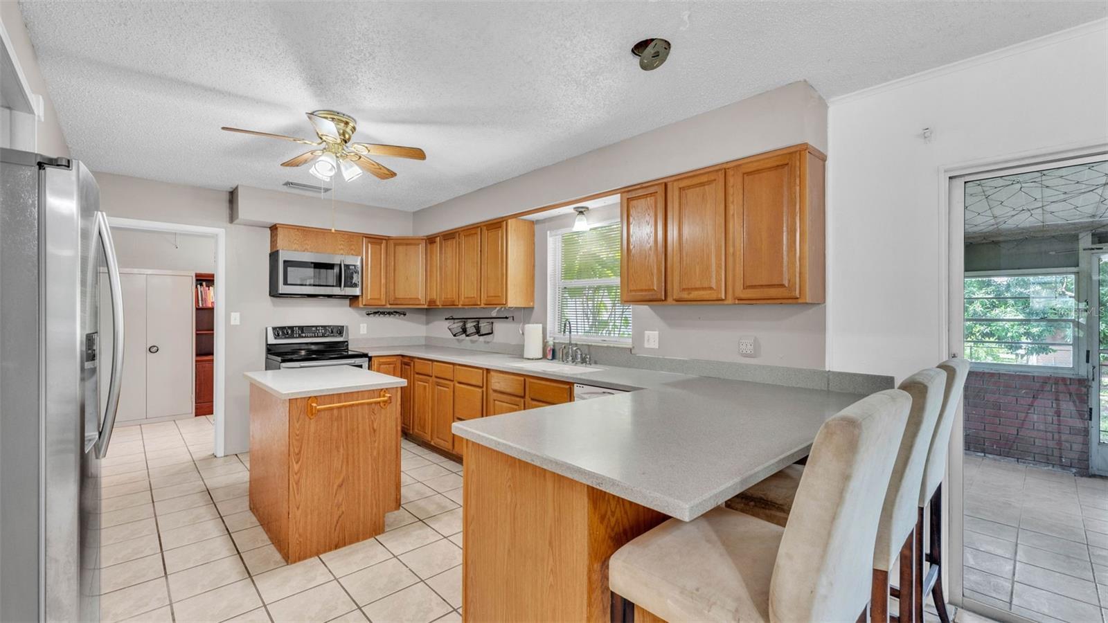 Image 14 of 43 For 1507 Neptune Drive