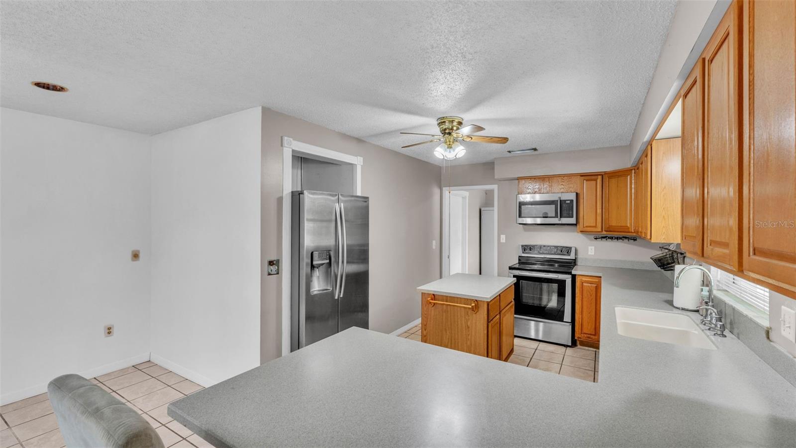 Image 15 of 43 For 1507 Neptune Drive