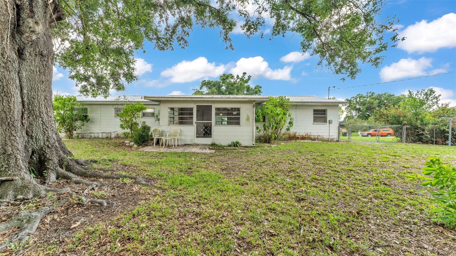 Image 33 of 43 For 1507 Neptune Drive