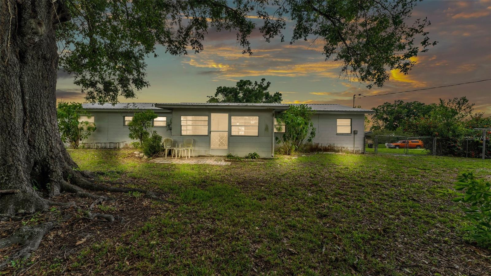 Image 36 of 43 For 1507 Neptune Drive