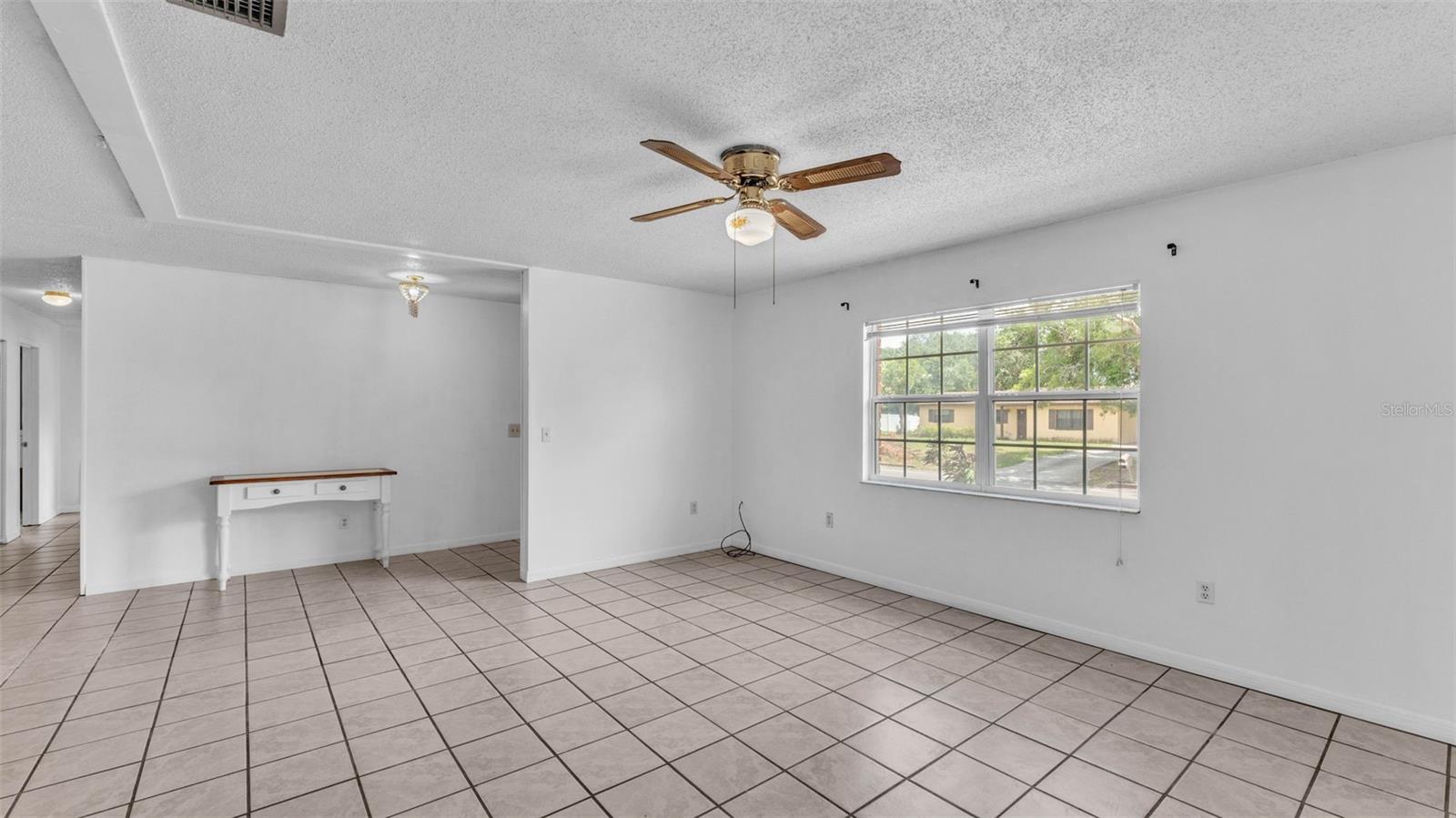 Image 7 of 43 For 1507 Neptune Drive