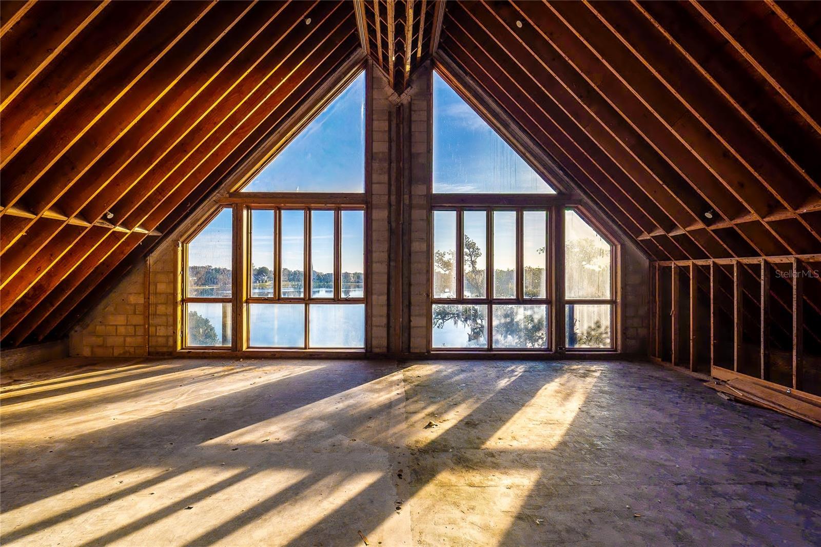 Image 10 of 27 For 200 Lake Morton Drive 100