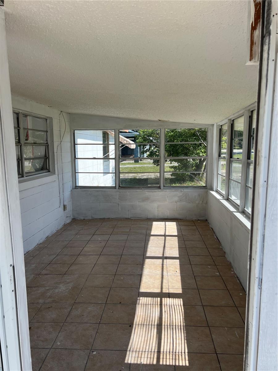 Image 8 of 23 For 203 Atterberry Drive