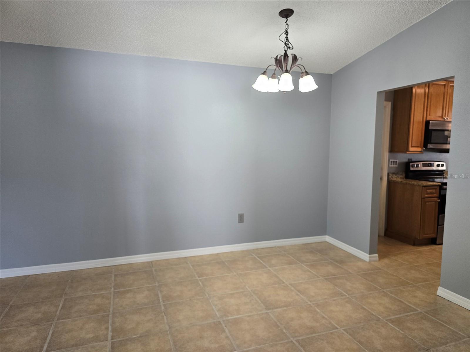 Image 8 of 15 For 813 Mikasuki Drive