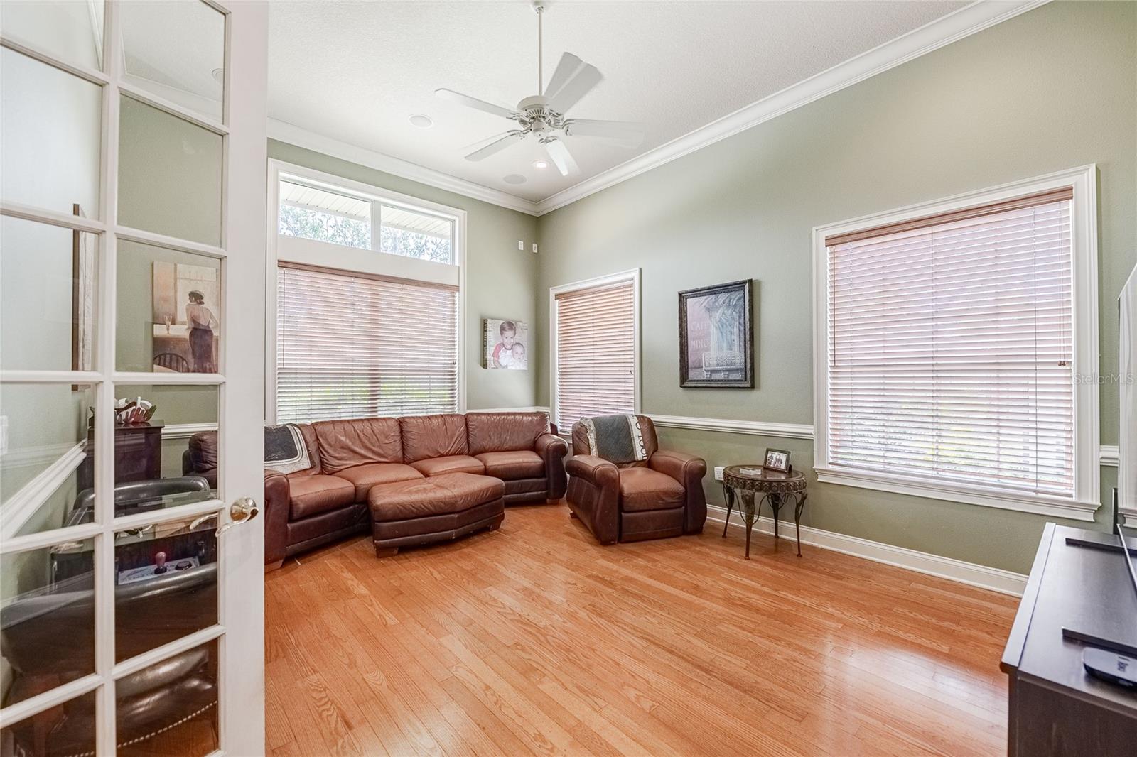 Image 47 of 76 For 645 Whisper Woods Drive