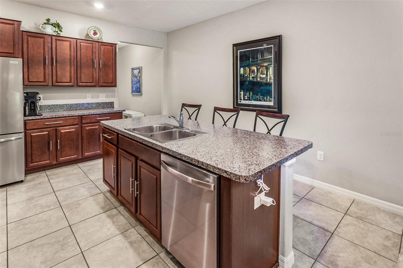Image 6 of 30 For 10642 Lake Montauk Drive