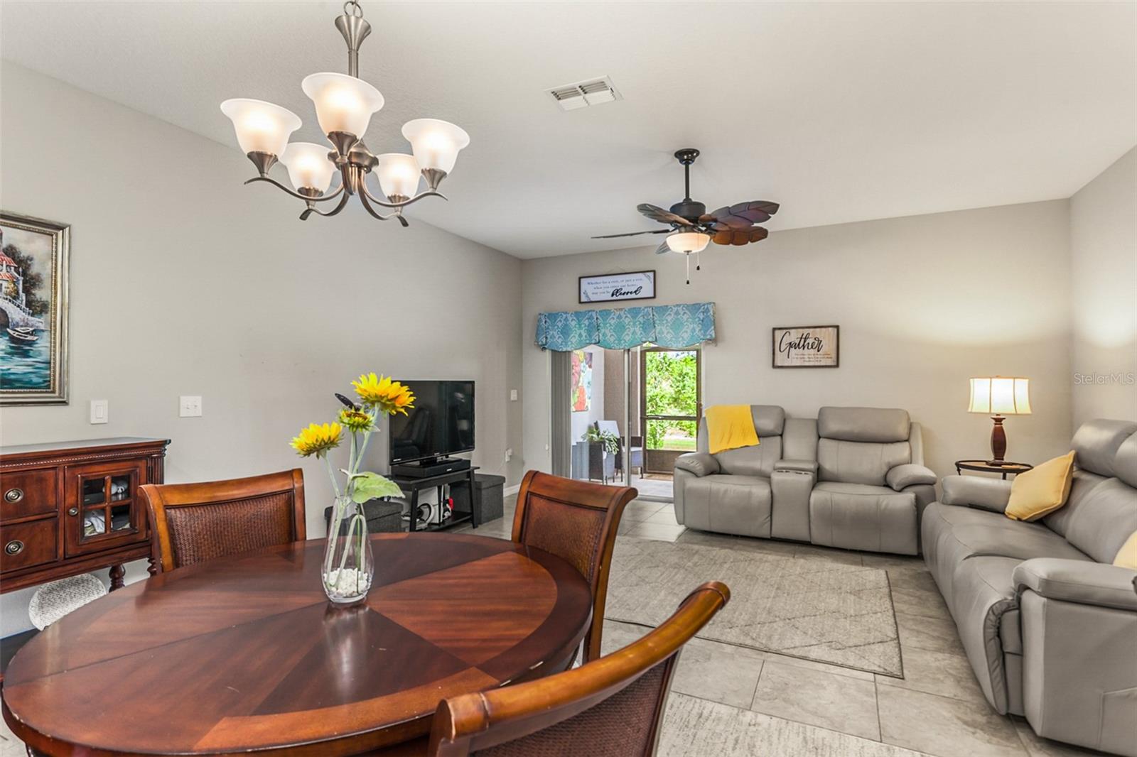 Image 9 of 30 For 10642 Lake Montauk Drive