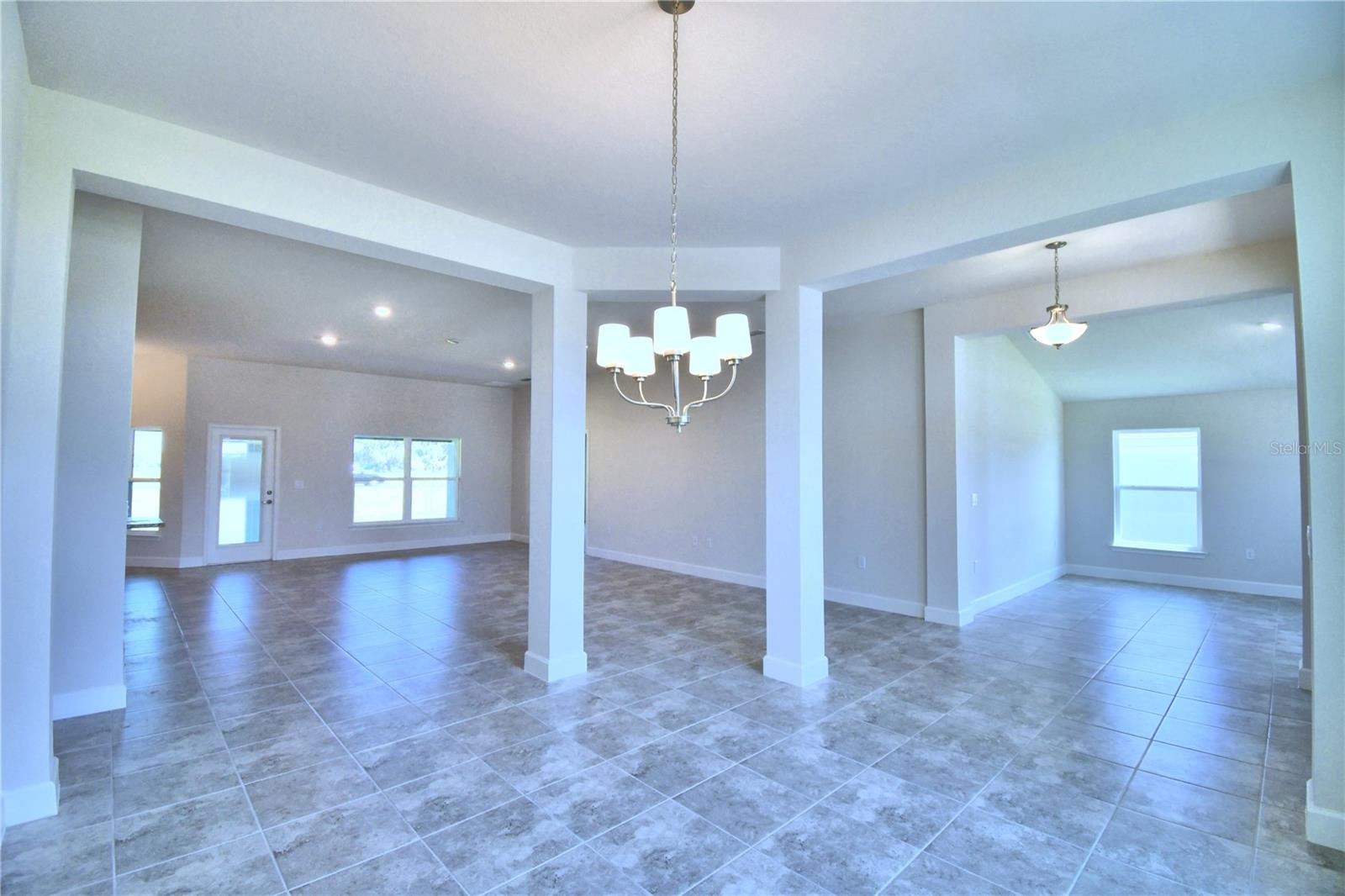 Image 10 of 43 For 4019 Tullamore Lane