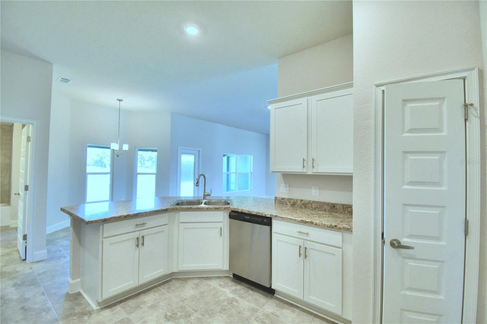Image 17 of 43 For 4019 Tullamore Lane