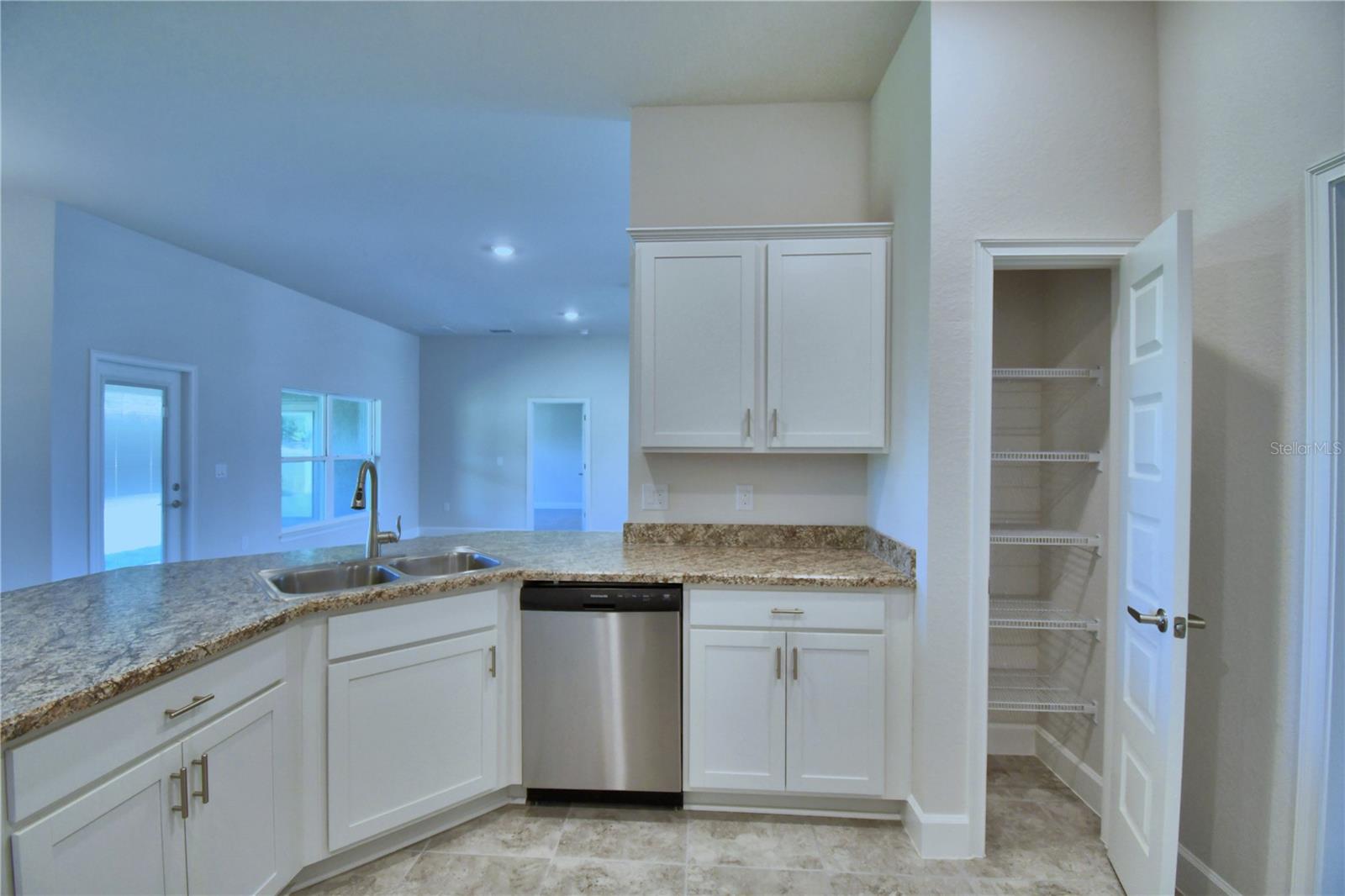 Image 21 of 43 For 4019 Tullamore Lane