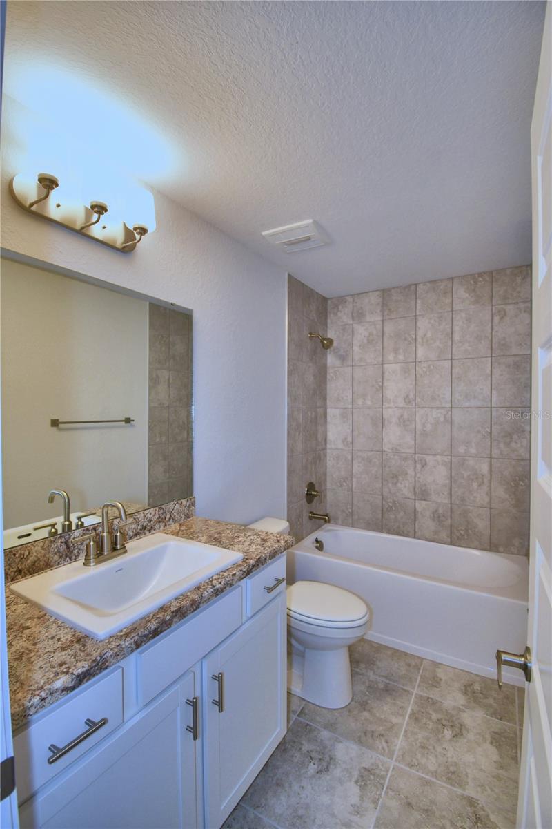 Image 36 of 43 For 4019 Tullamore Lane