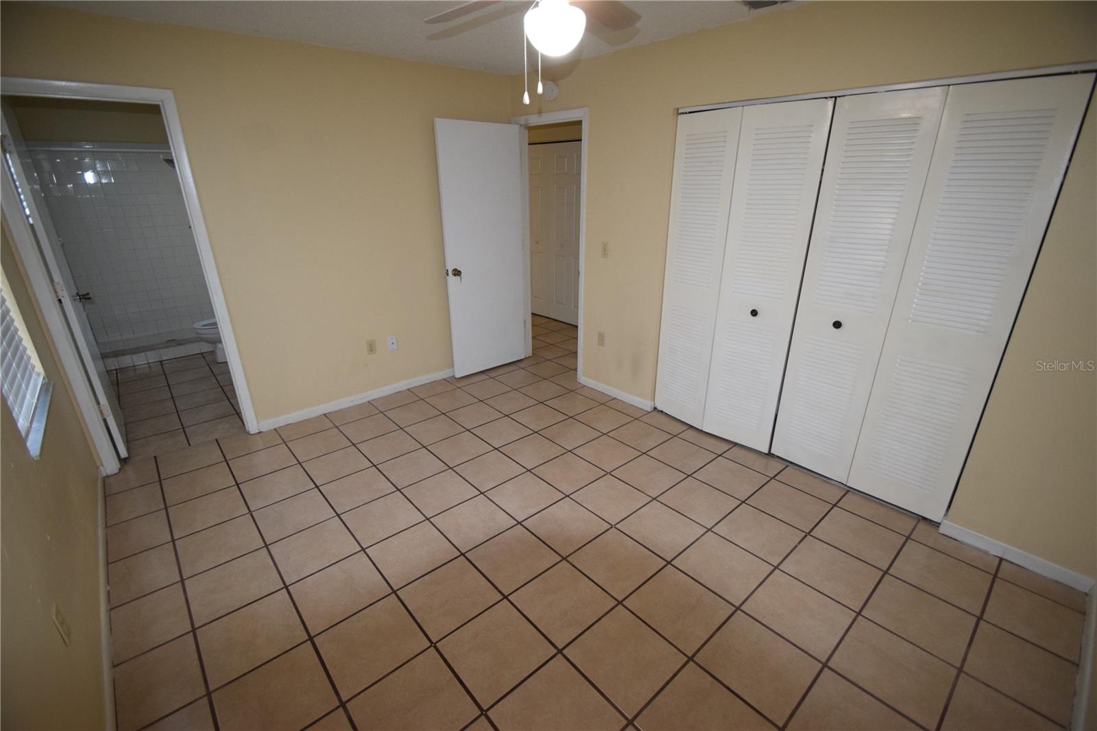 Image 26 of 37 For 6054-6066 Hilltop Lane W