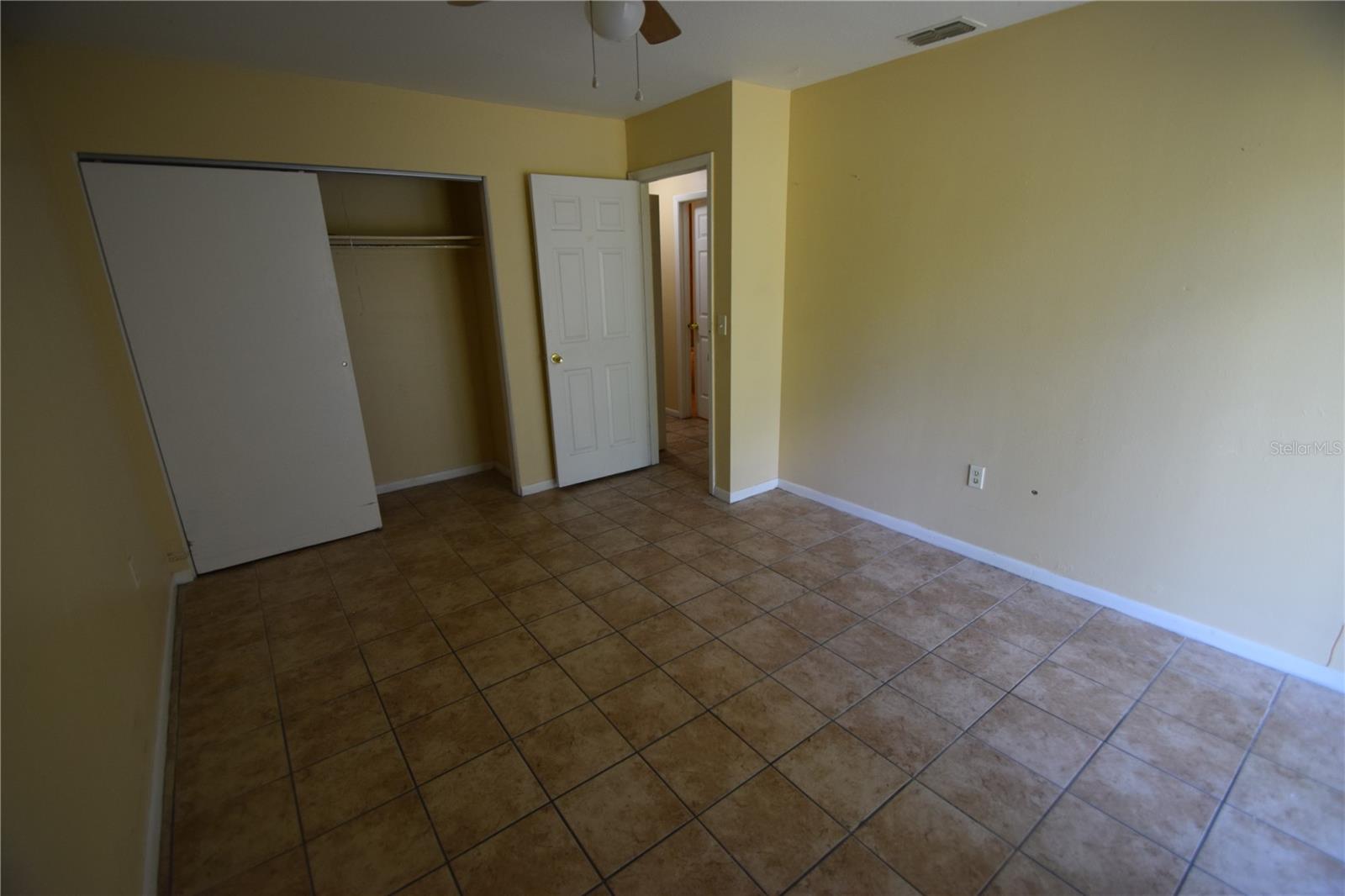 Image 33 of 37 For 6054-6066 Hilltop Lane W