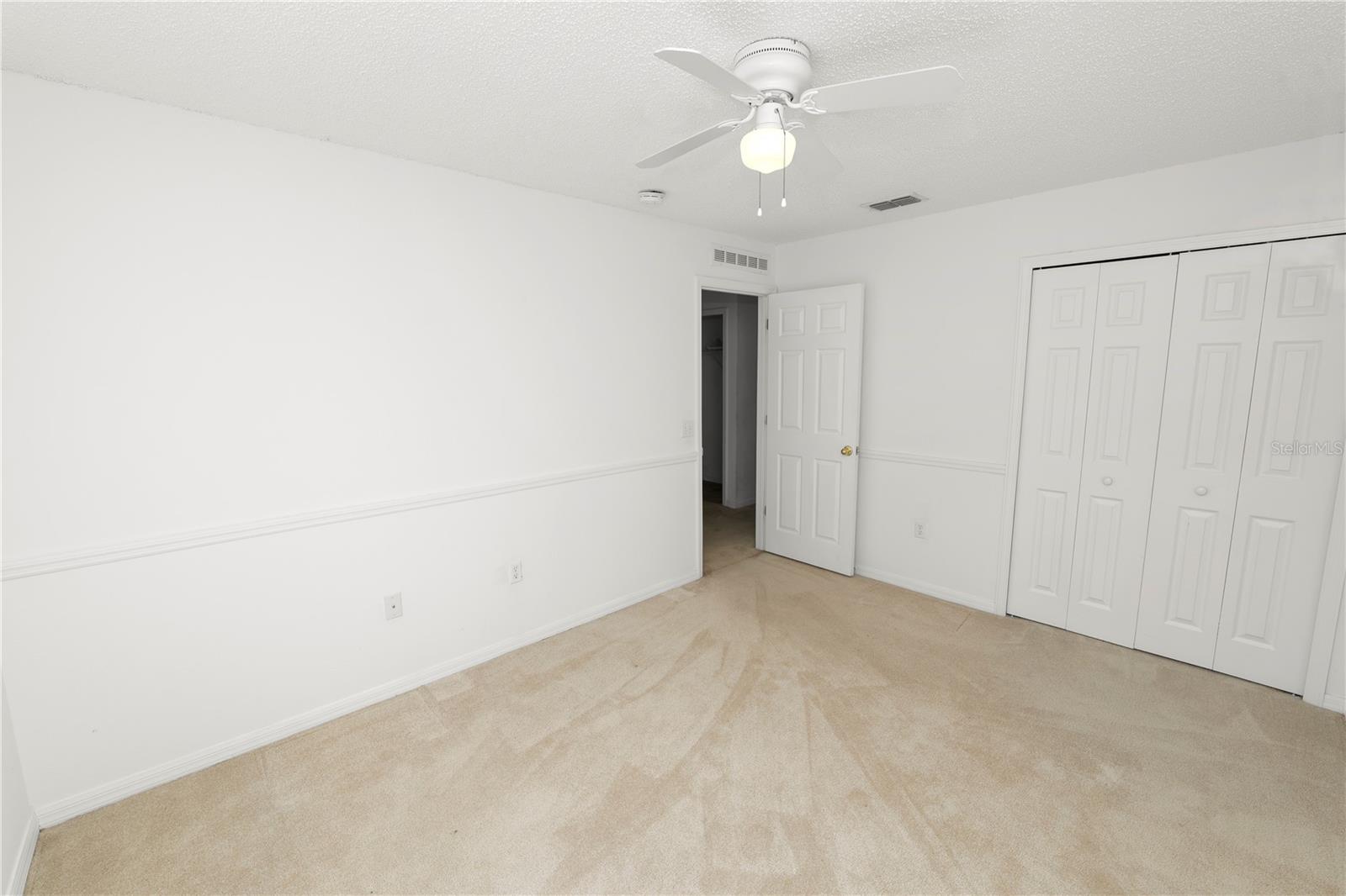 Image 27 of 42 For 5733 Oakwood Knoll Drive