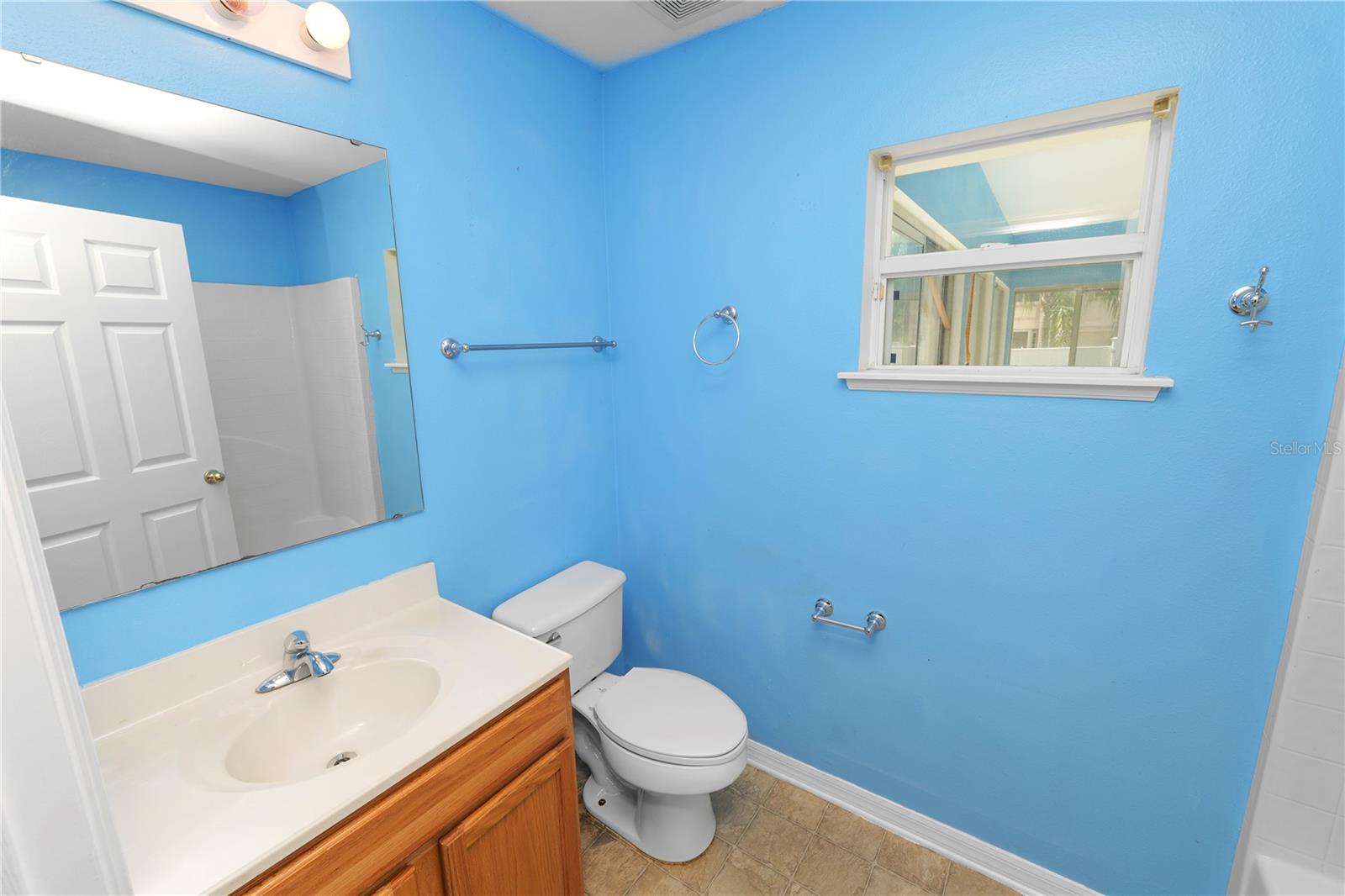 Image 30 of 42 For 5733 Oakwood Knoll Drive