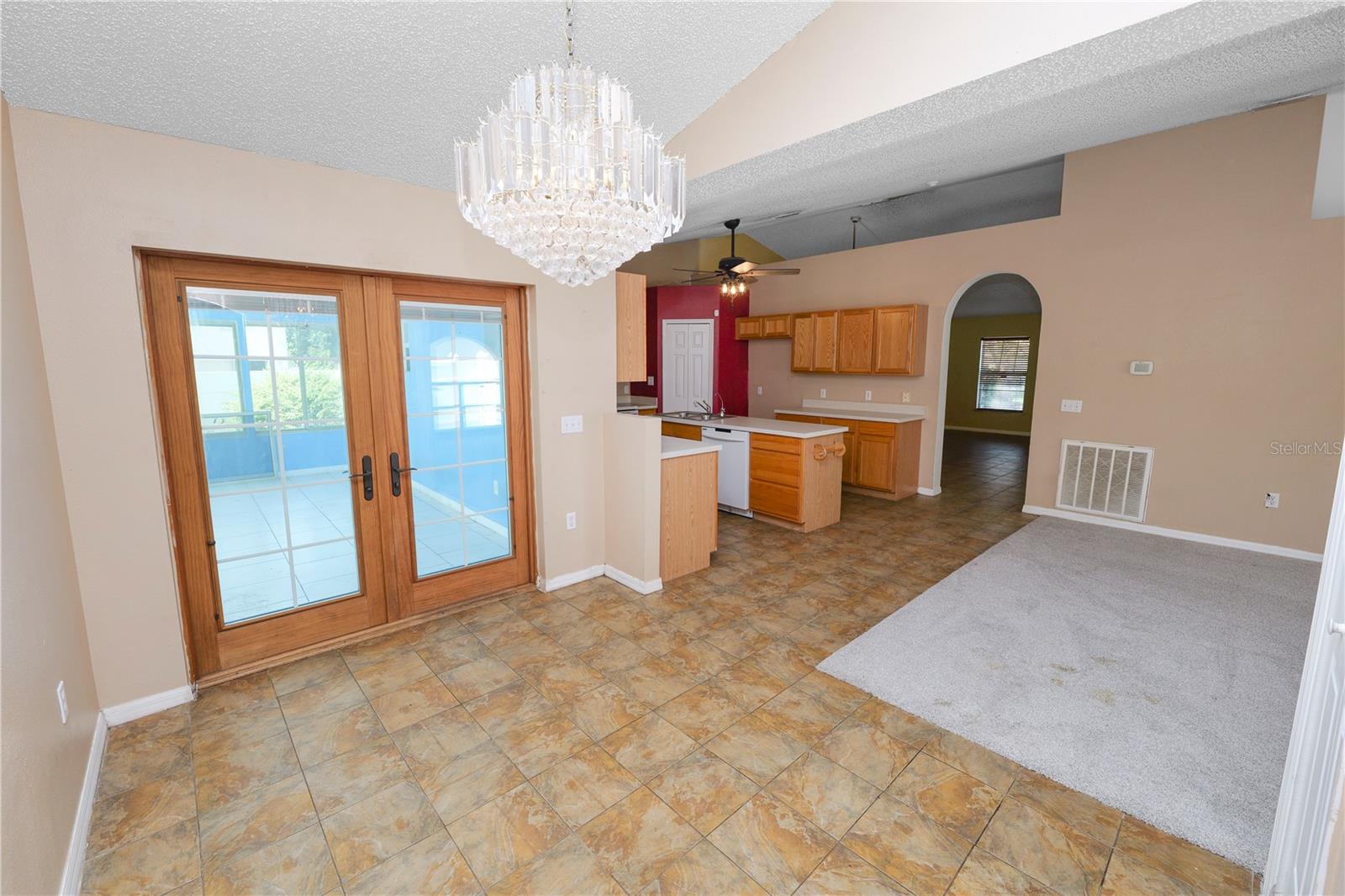 Image 8 of 42 For 5733 Oakwood Knoll Drive