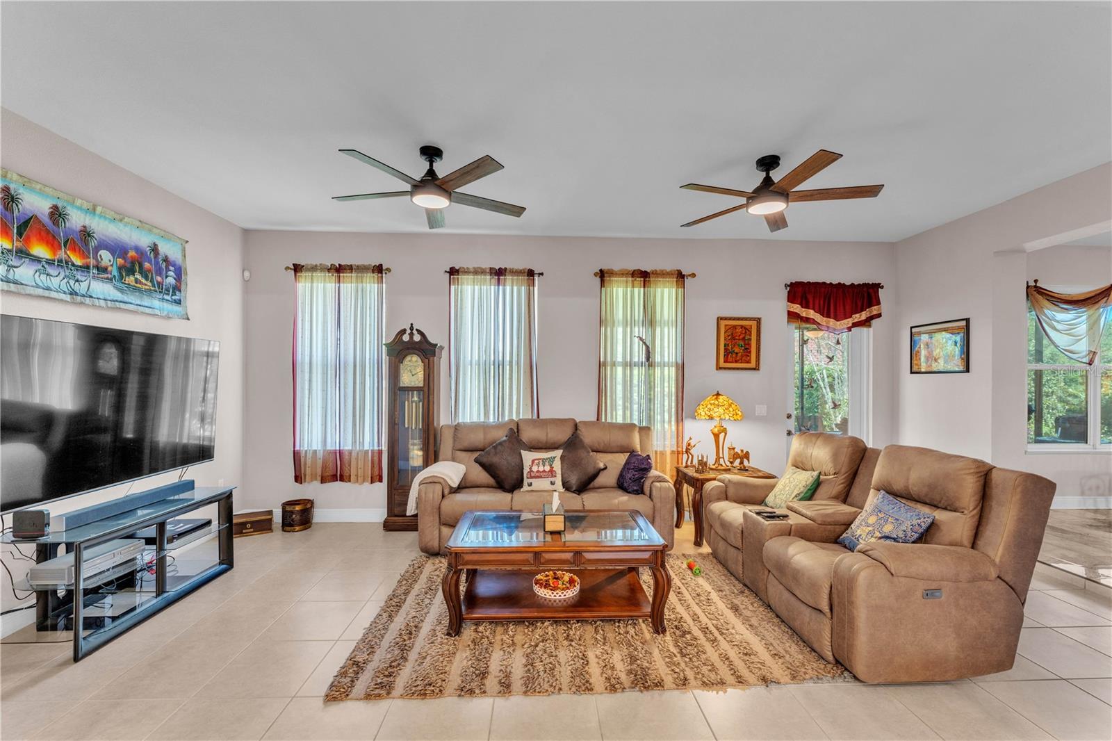 Image 11 of 43 For 5033 Sugar Bay Street