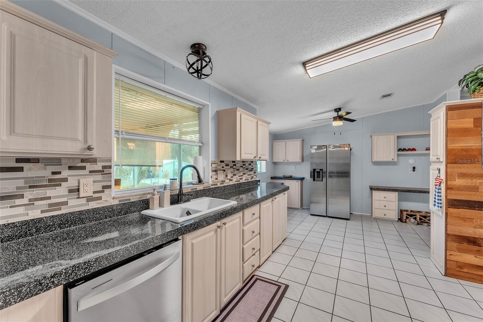 Image 3 of 41 For 3505 Sutton Hills Drive S