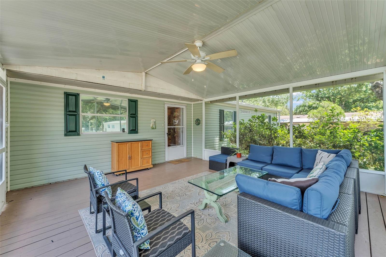 Image 37 of 41 For 3505 Sutton Hills Drive S