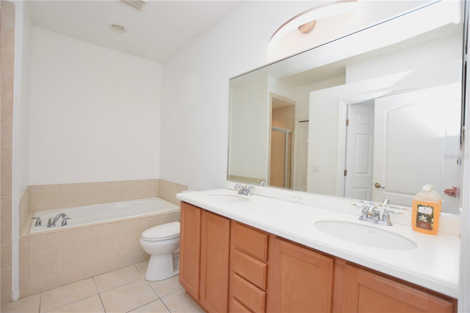 Image 13 of 40 For 6352 Sedgeford Drive