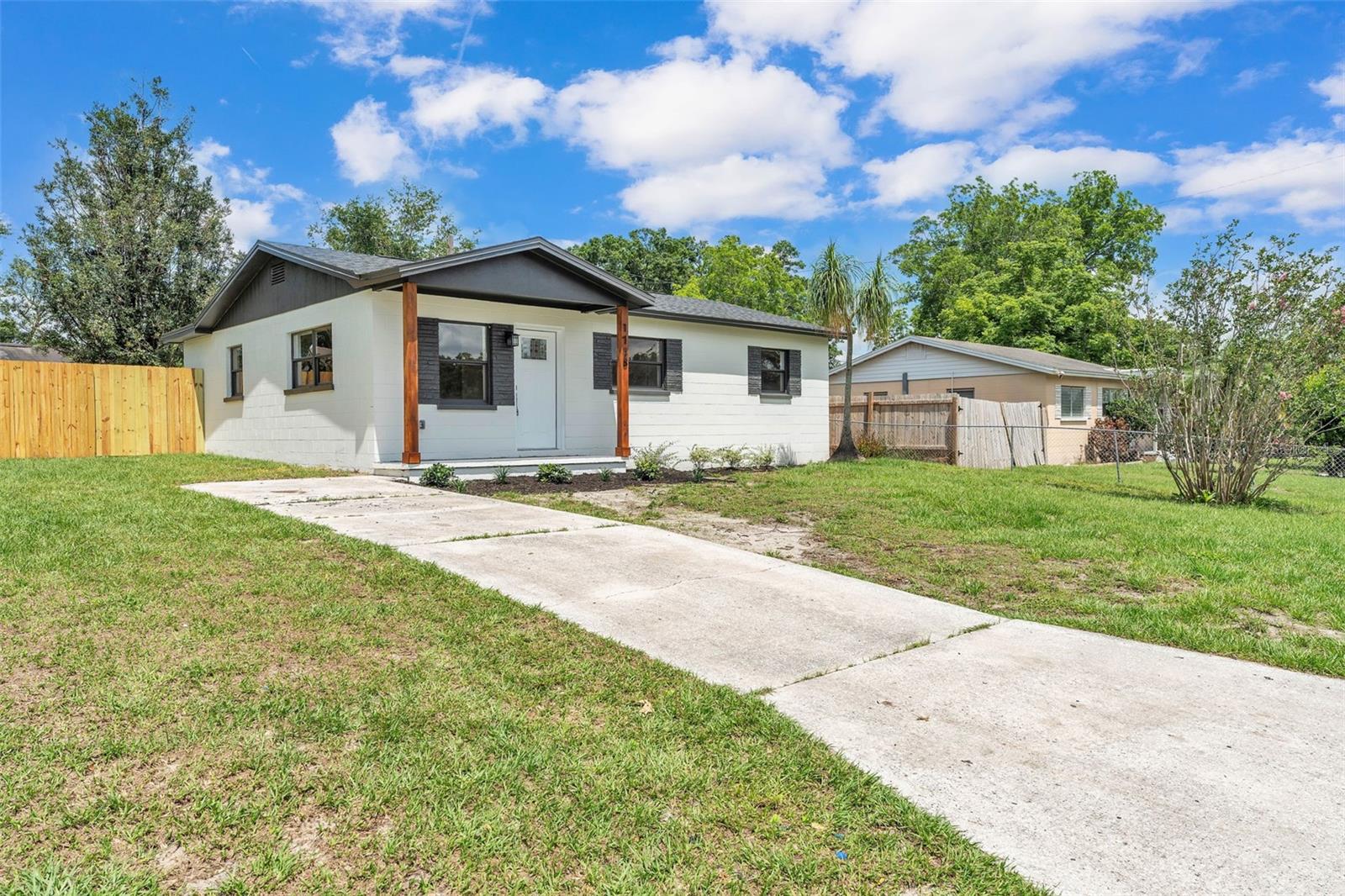 Image 12 of 15 For 1728 Bush Avenue