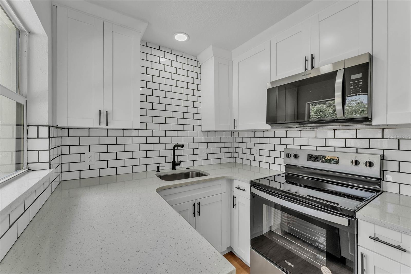 Image 4 of 15 For 1728 Bush Avenue