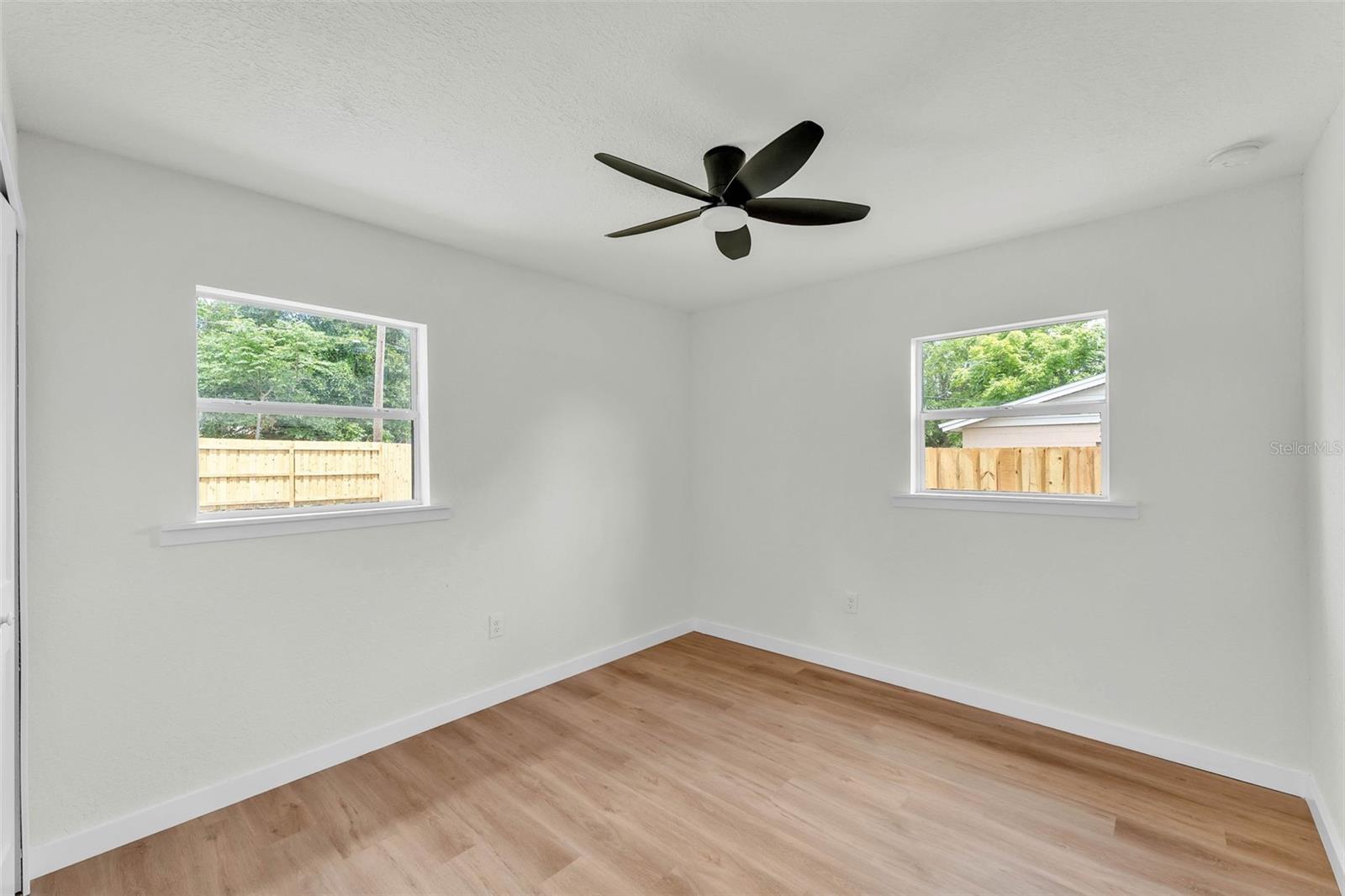 Image 8 of 15 For 1728 Bush Avenue