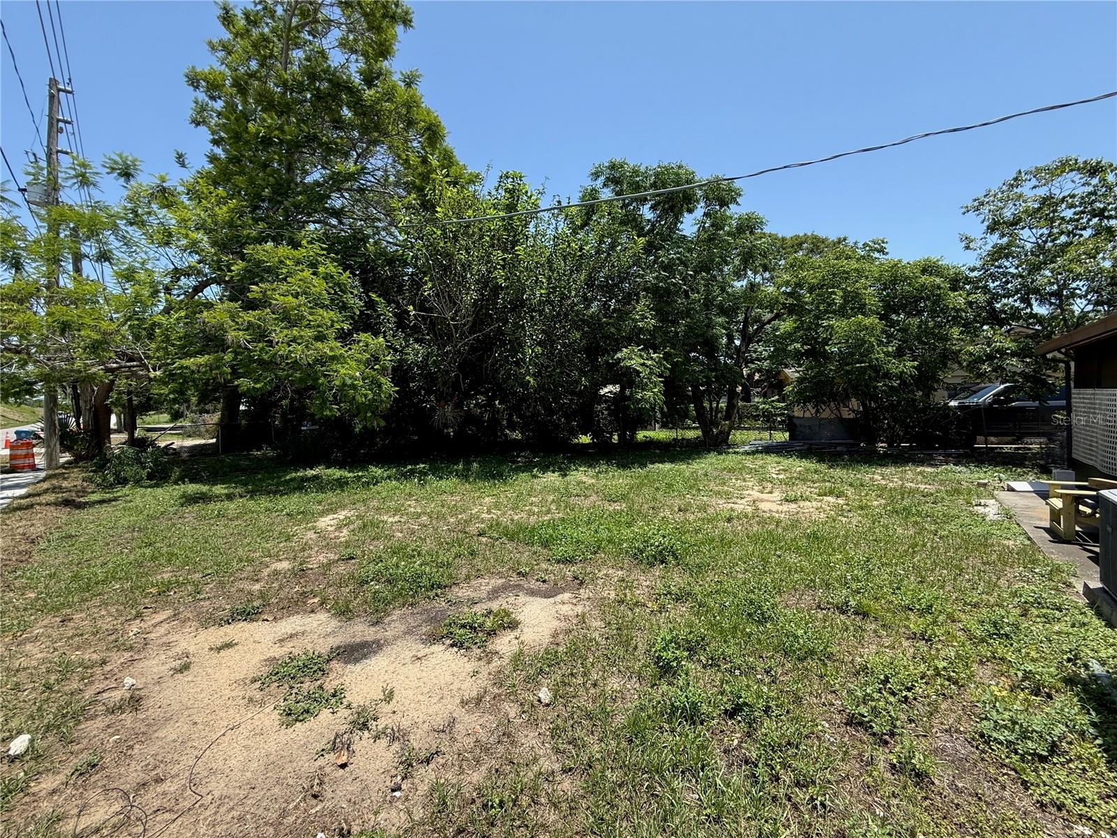 Image 18 of 23 For 1208 Lowry Avenue