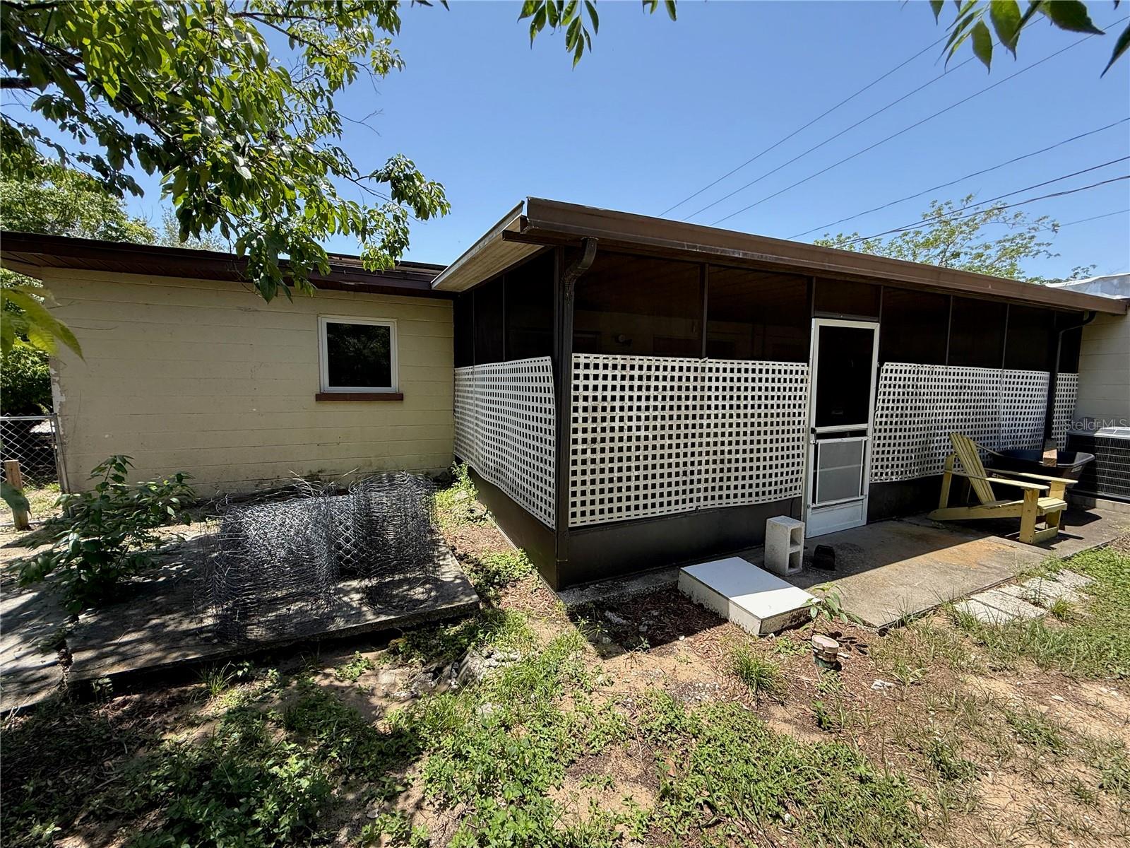 Image 19 of 23 For 1208 Lowry Avenue