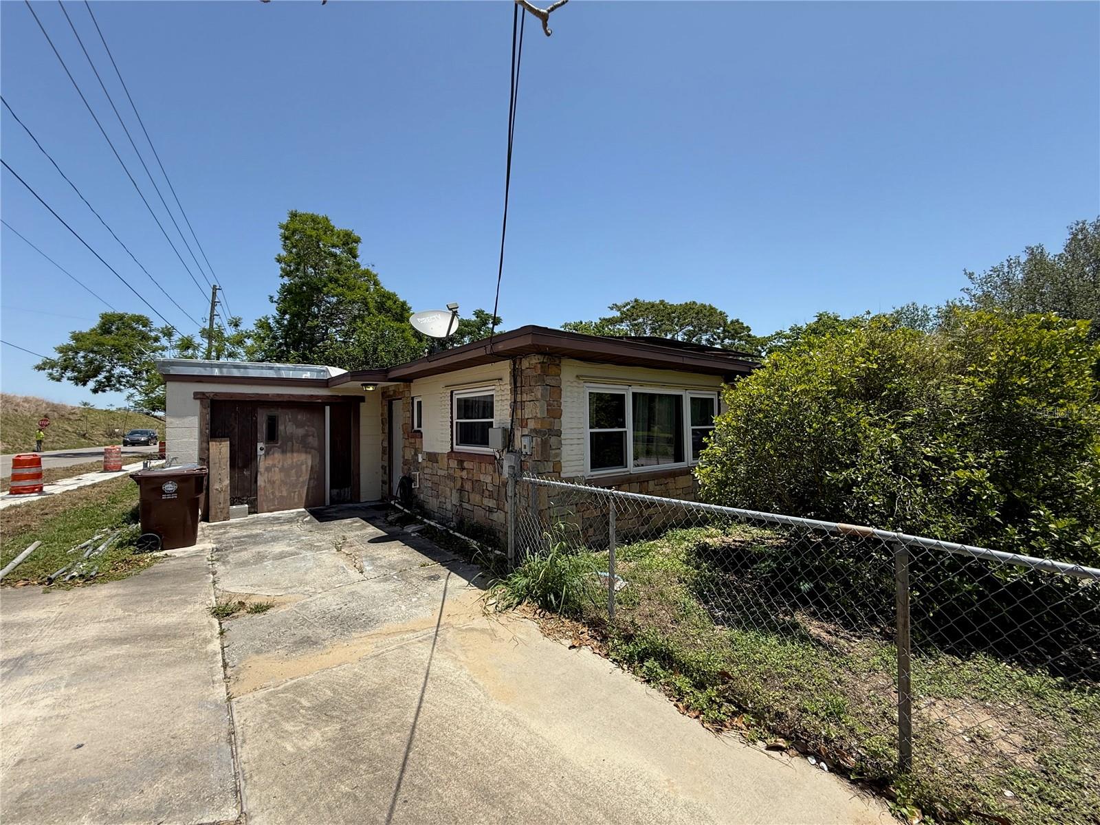 Image 2 of 23 For 1208 Lowry Avenue