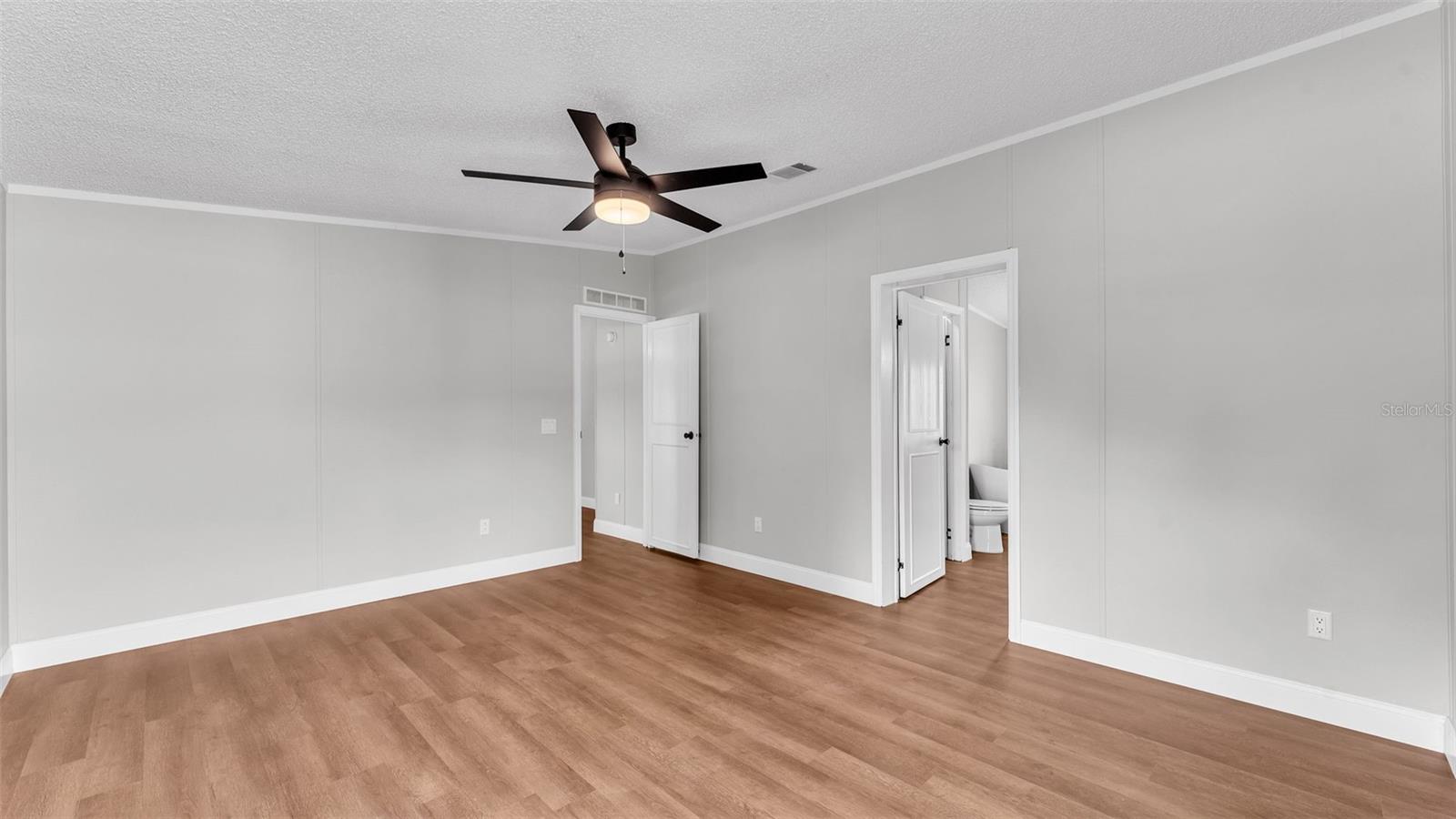 Image 19 of 45 For 5751 Cherry Tree Drive