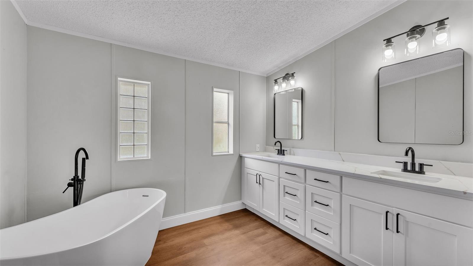 Image 21 of 45 For 5751 Cherry Tree Drive