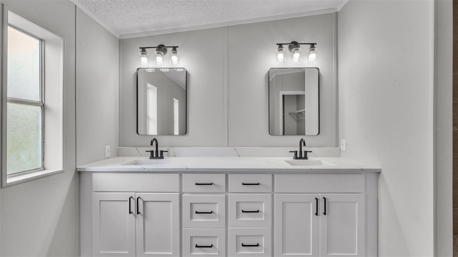 Image 22 of 45 For 5751 Cherry Tree Drive