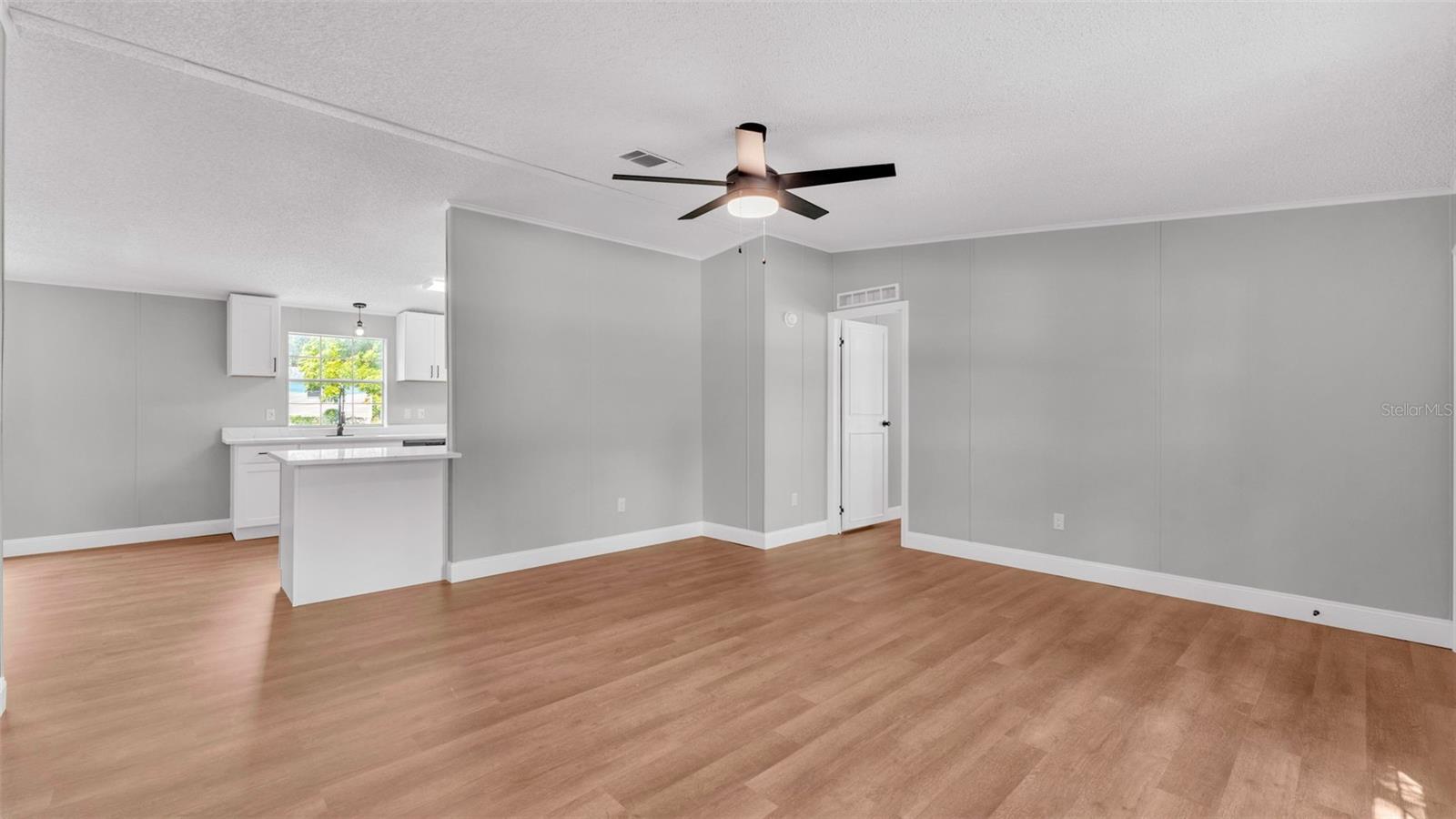 Image 8 of 45 For 5751 Cherry Tree Drive