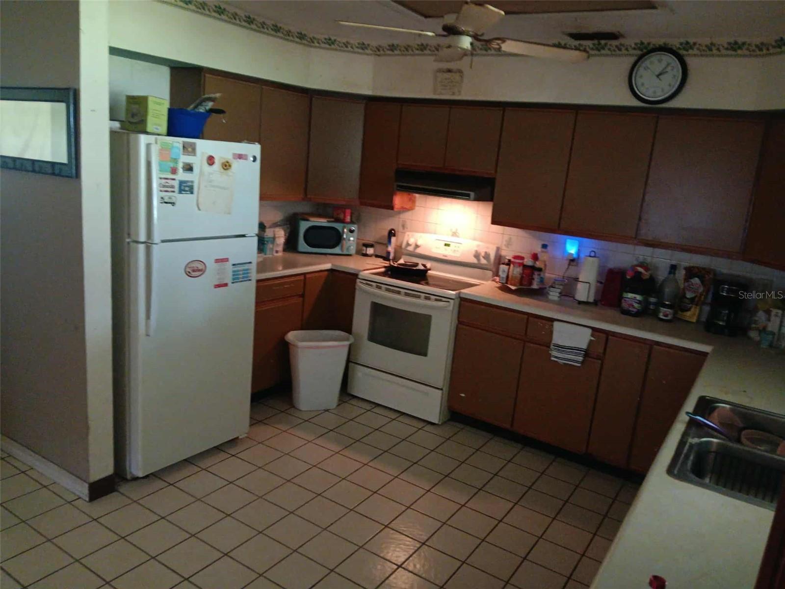 Image 2 of 8 For 629 Williams Street