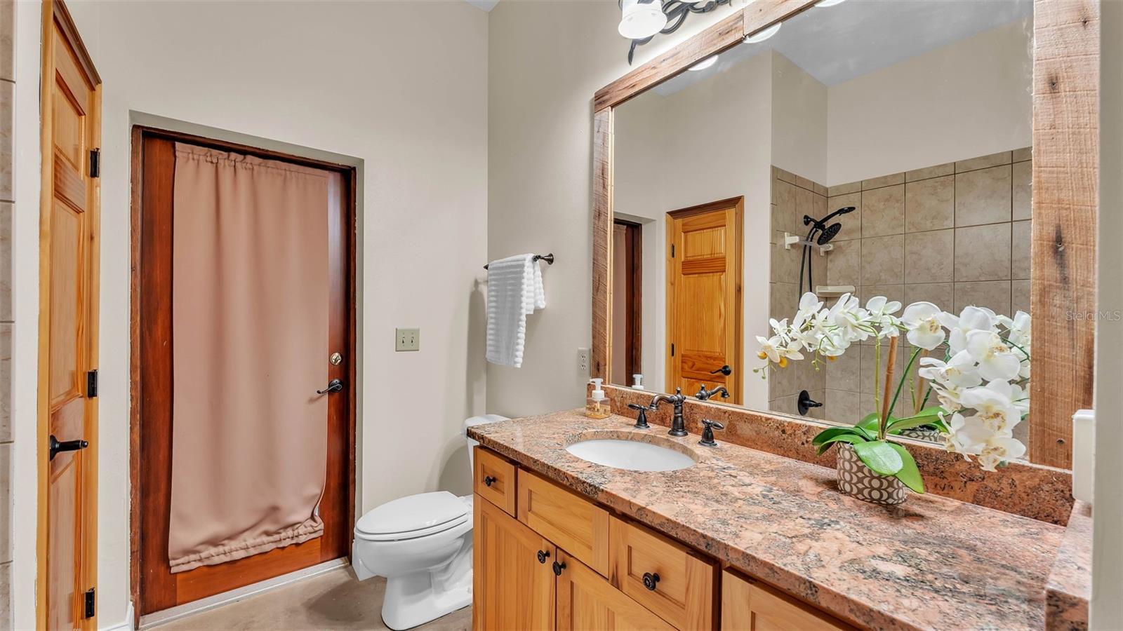Image 32 of 99 For 3182 Indian Ridge Place