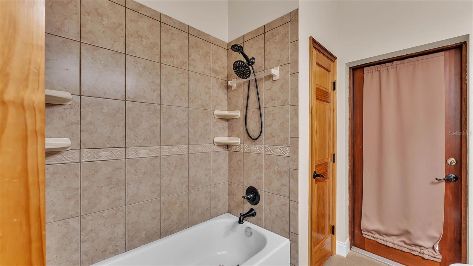 Image 33 of 99 For 3182 Indian Ridge Place